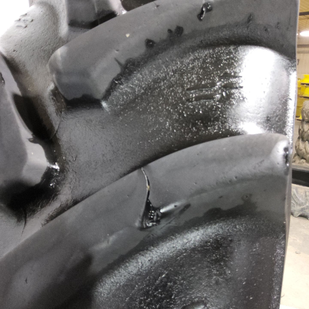 520/85R42 Alliance Farm Pro II R-1W 157A8 70%