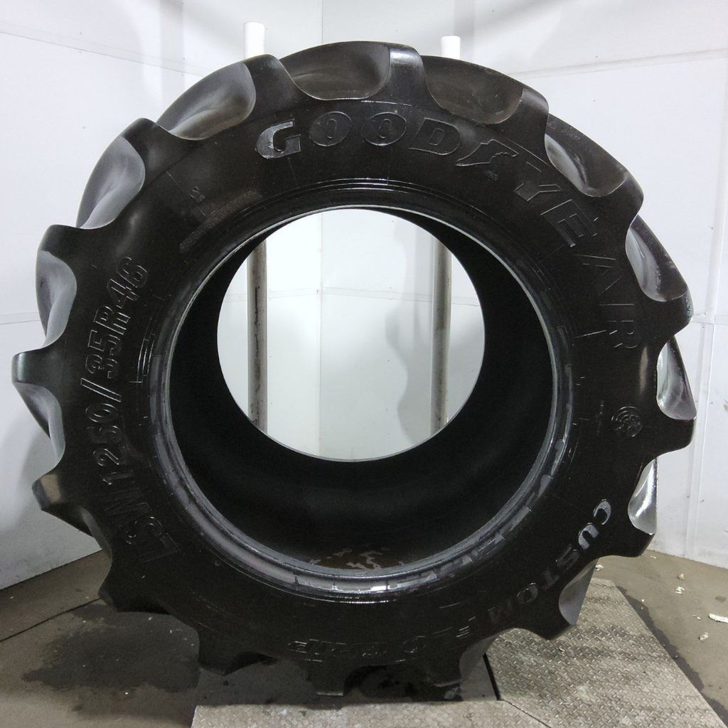 LSW1250/35R46 Goodyear Farm Custom Flo Grip R-2 195B 80%