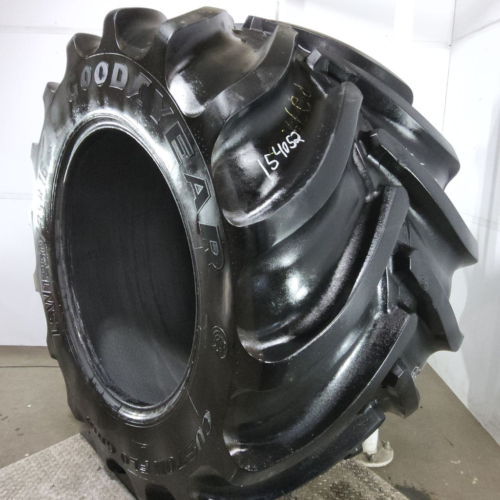 LSW1250/35R46 Goodyear Farm Custom Flo Grip R-2 195B 80%