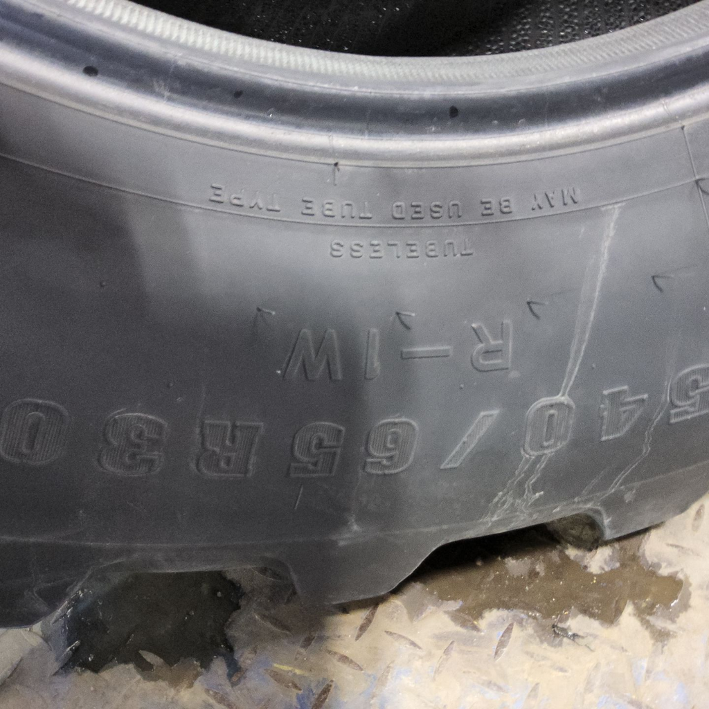 540/65R30 Firestone Radial 9000 R-1W 150B 60%