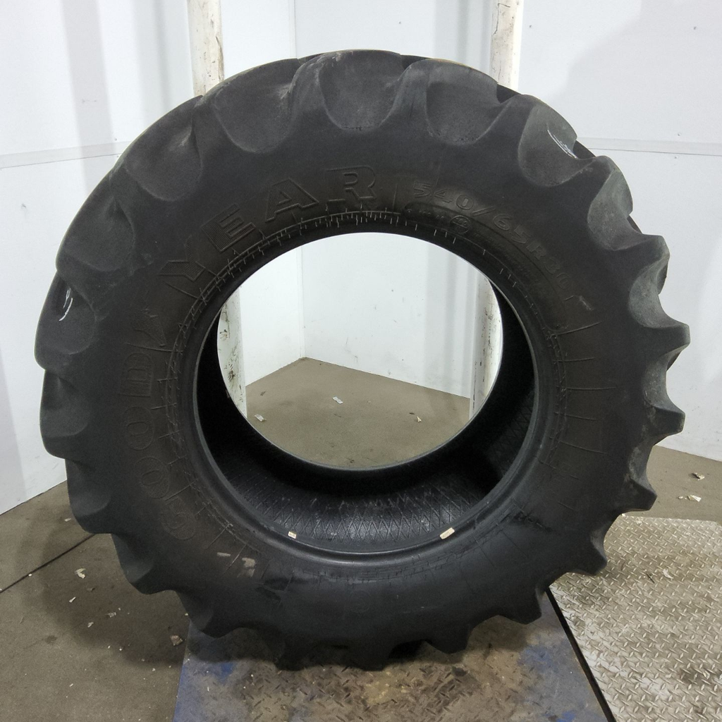 540/65R30 Goodyear Farm DT820 R-1W 150B