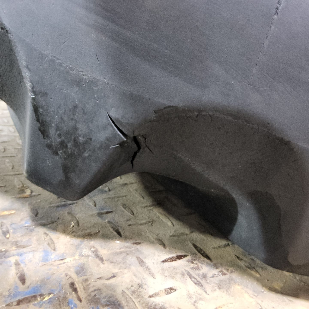 540/65R30 Goodyear Farm DT820 R-1W 150B