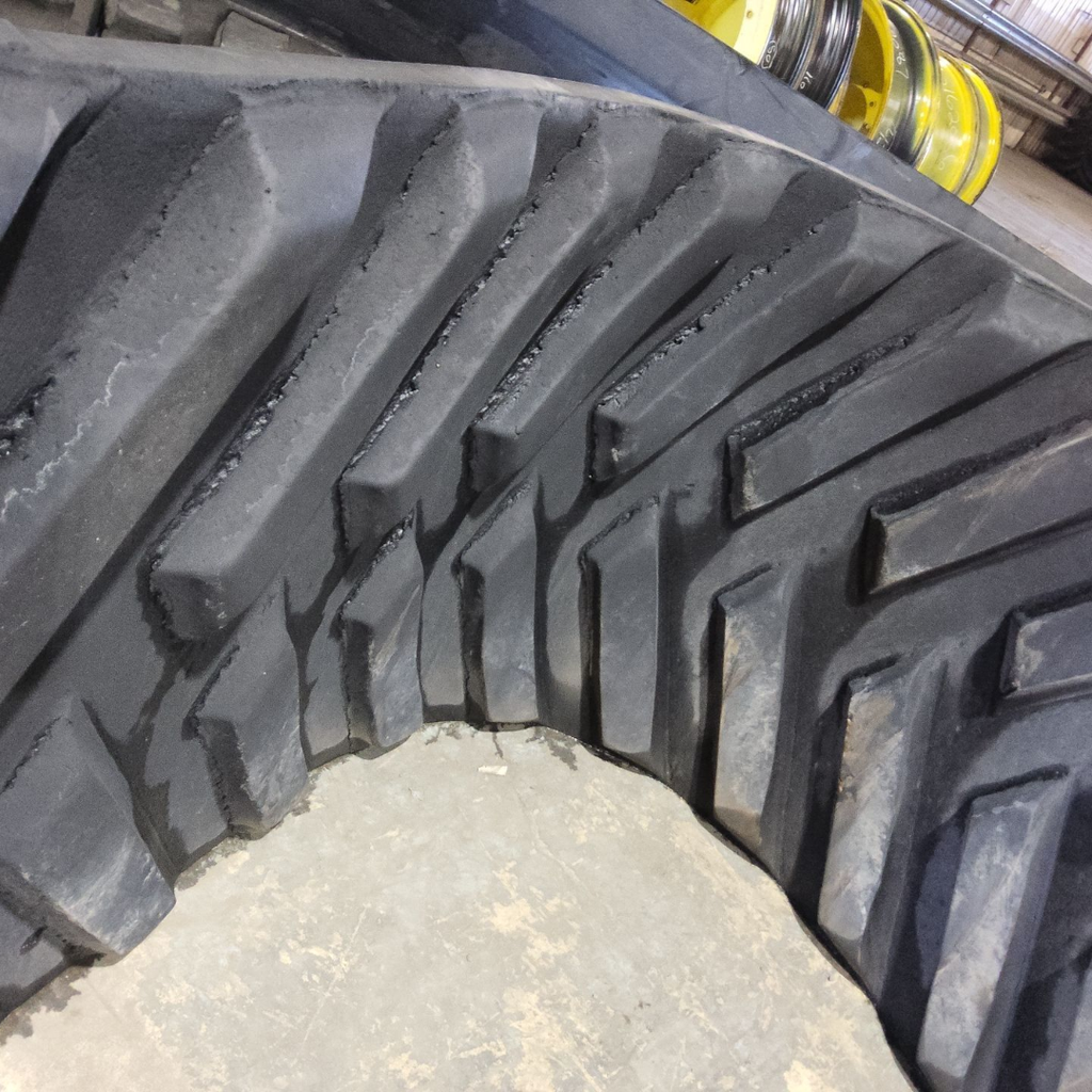 36" Camoplast Track 3500 John Deere 9000T/9RT 55%