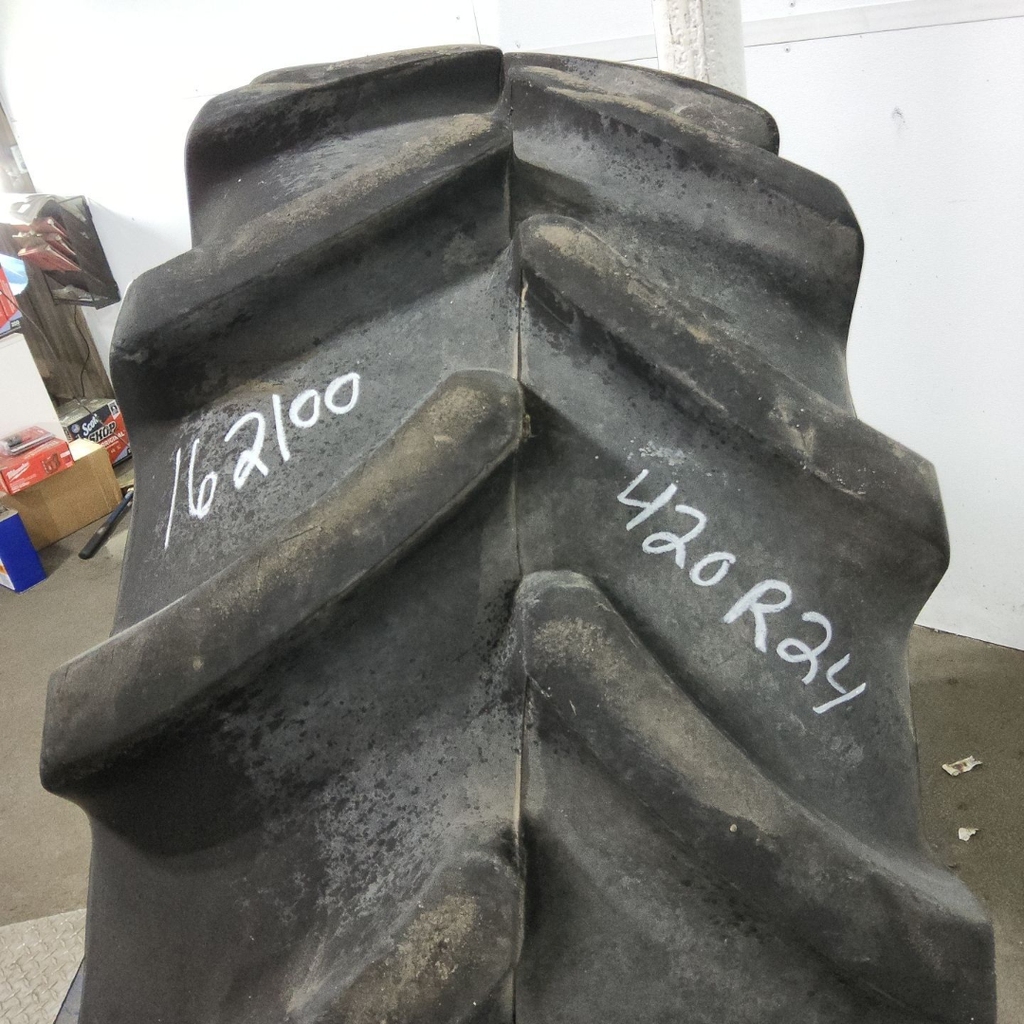 420/85R24 Firestone Performer 85 R-1W 137D 75%