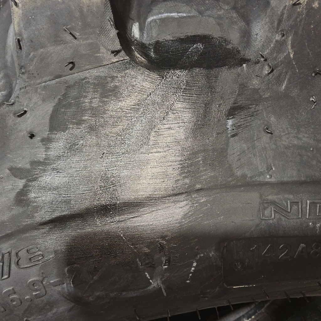 440/80-24 Galaxy Super Industrial Lug R-4 142A8 99%