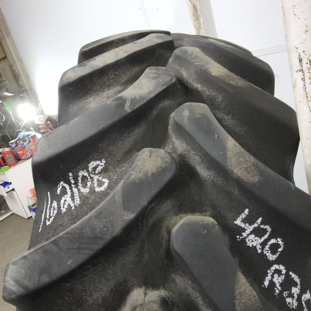 420/90R30 Firestone Radial All Traction FWD R-1 142B 65%