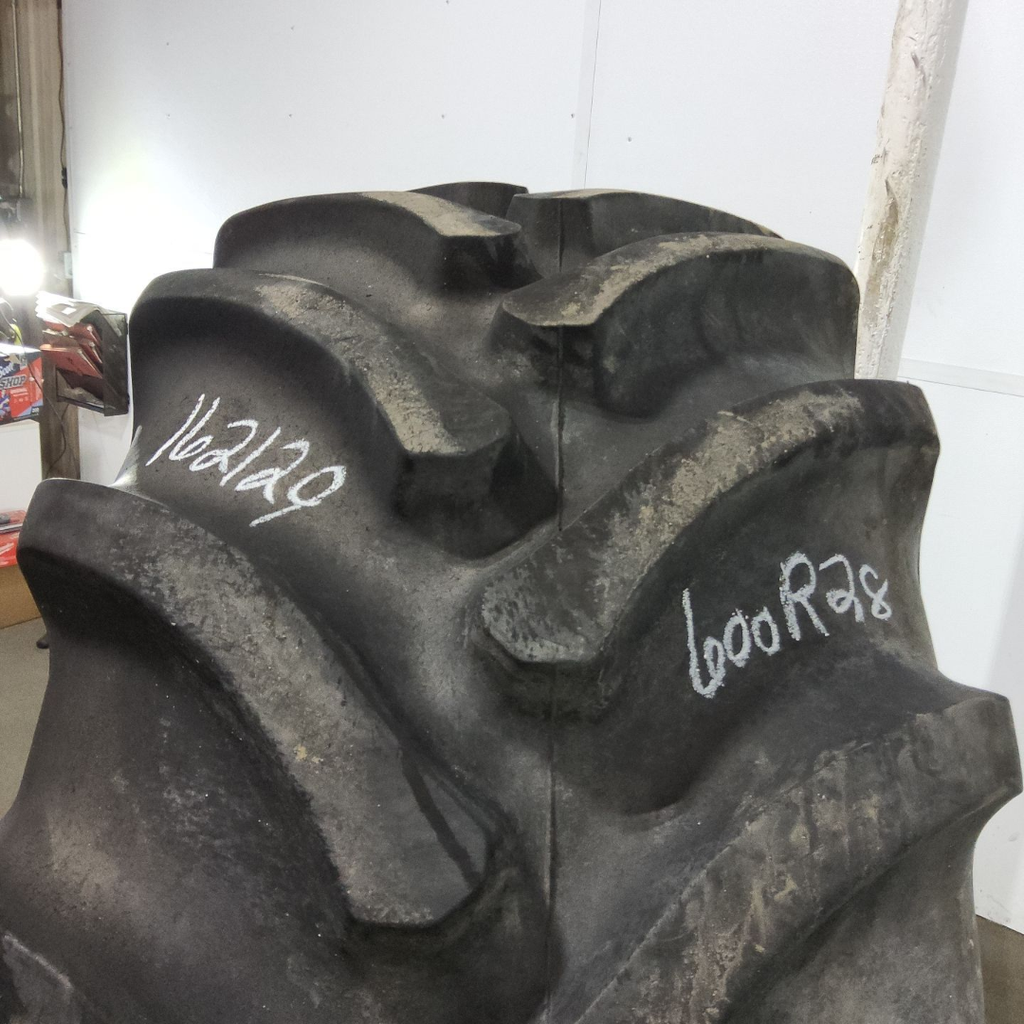 600/65R28 Firestone Radial All Traction DT R-1W 147B 80%