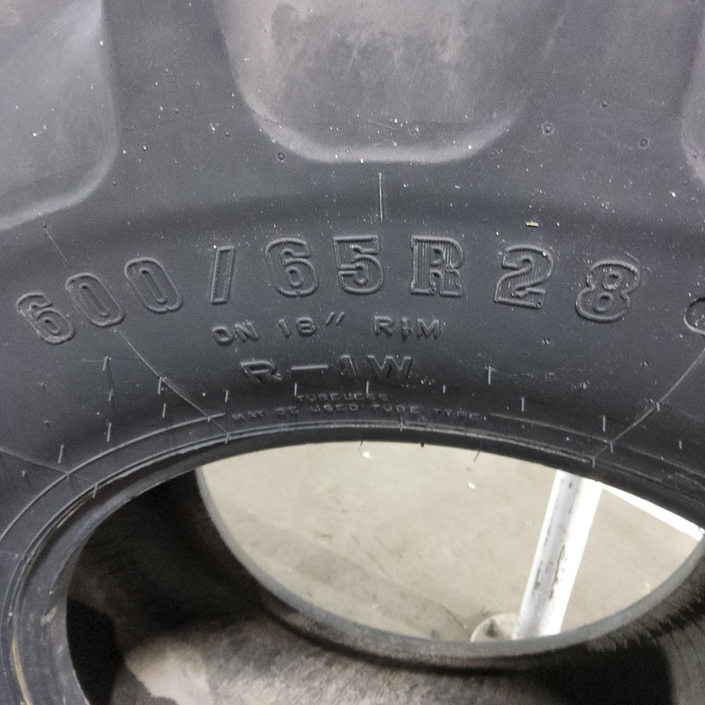 600/65R28 Firestone Radial All Traction DT R-1W 147B 80%