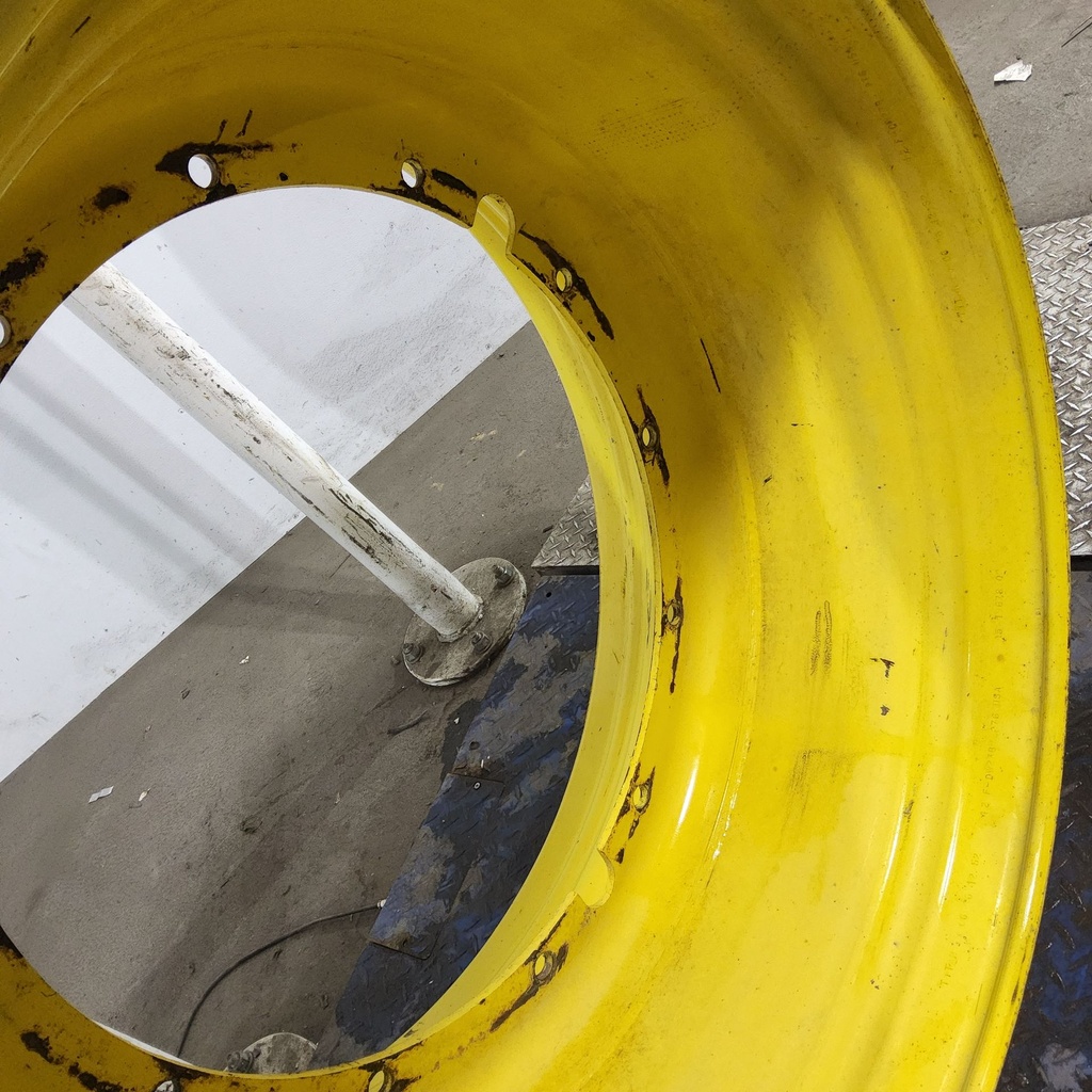 23"W x 42"D, John Deere Yellow 12-Hole Stub Disc , -3.25" Offset