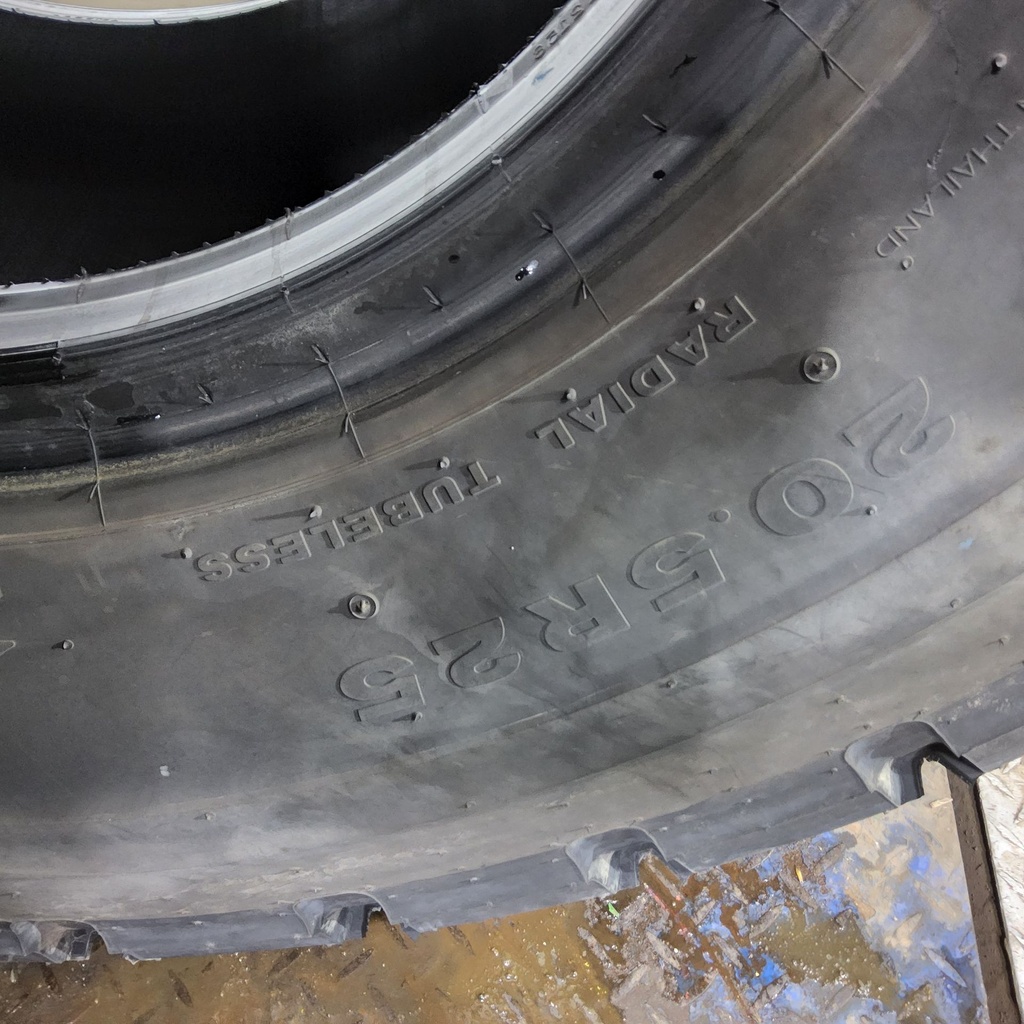 20.5R25 Bridgestone VJT D2A Loader G-3/L-3 186A2/161A8 95%