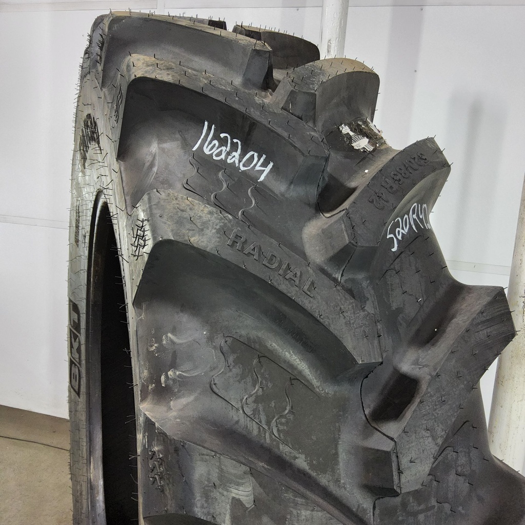 520/85R42 BKT Tires Agrimax Teris R-1 168D 99%