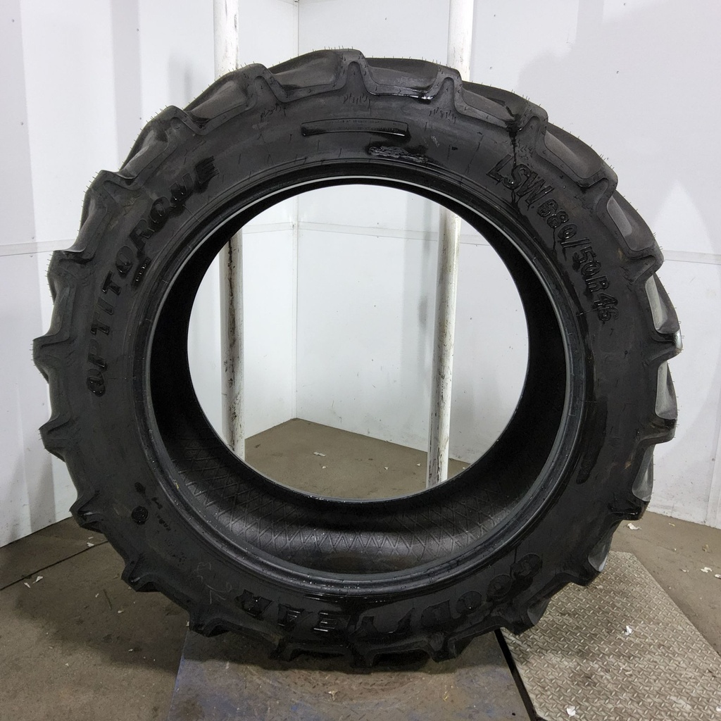 LSW680/50R46 Goodyear Farm OptiTorque R-1 173D 99%
