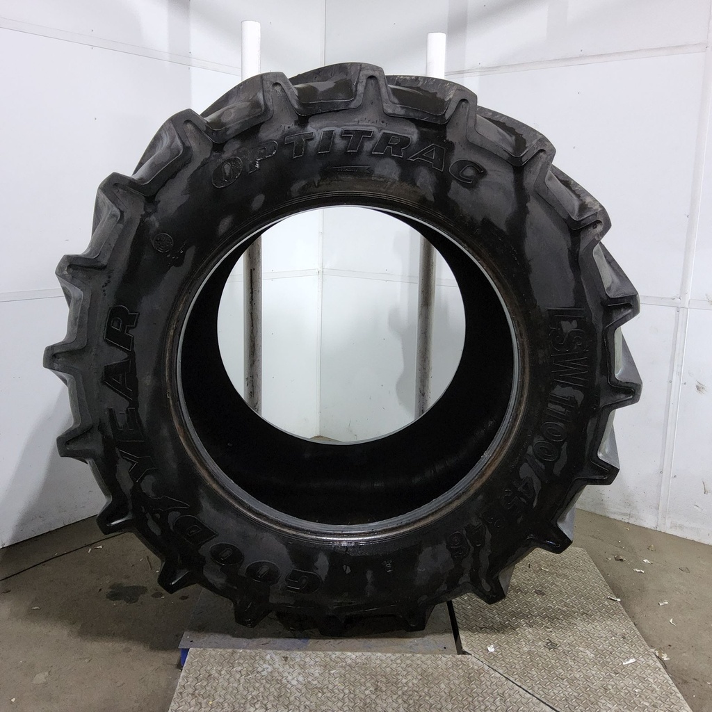 LSW1100/45R46 Goodyear Farm Optitrac R-1W 181D 85%