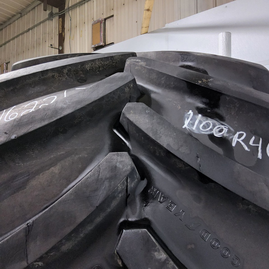 LSW1100/45R46 Goodyear Farm Optitrac R-1W 181D 85%