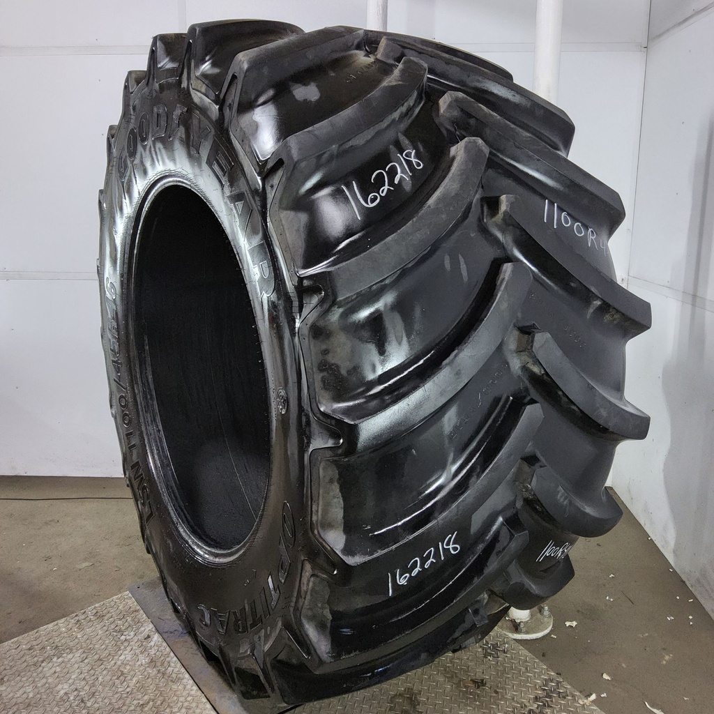 LSW1100/45R46 Goodyear Farm Optitrac R-1W 181D 85%