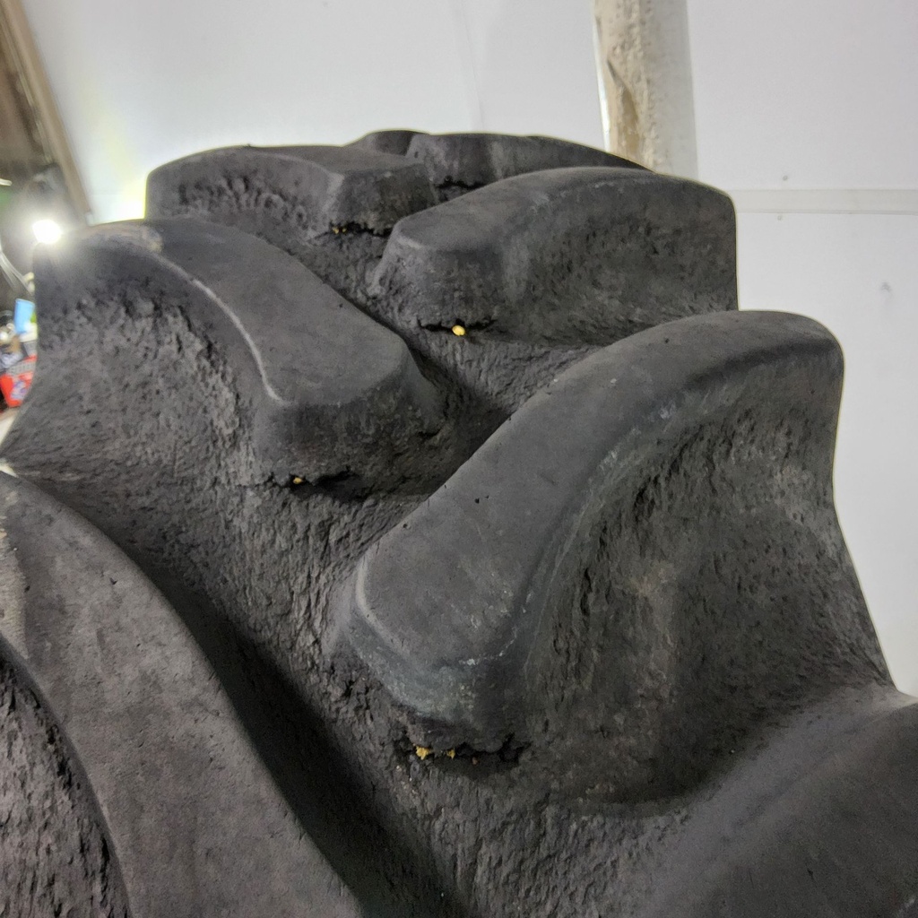 420/85R34 Firestone Radial All Traction DT R-1W 147A8/147B 60%