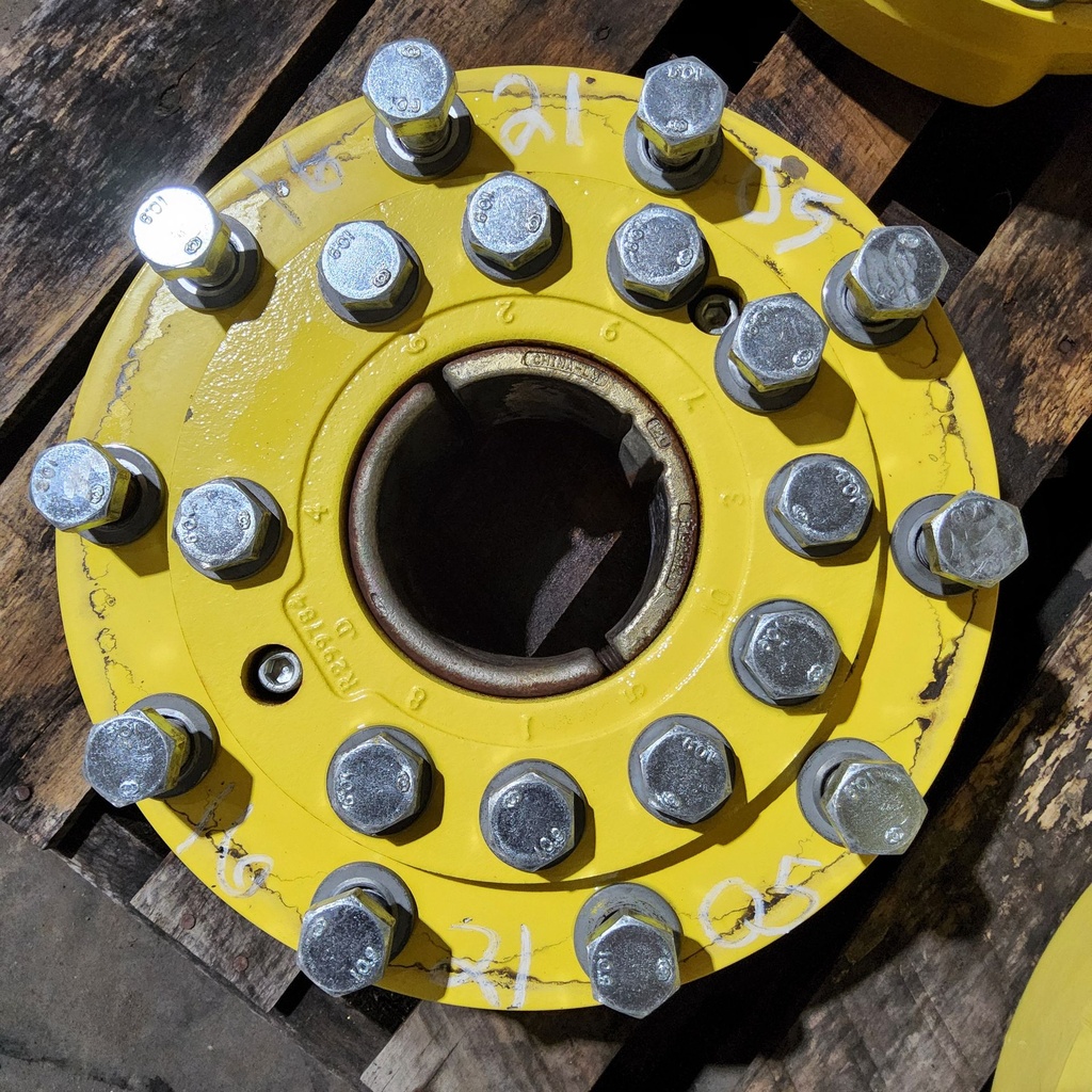 10-Hole Wedg-Lok OE Style, 4.72" (120.02mm) axle, John Deere Yellow