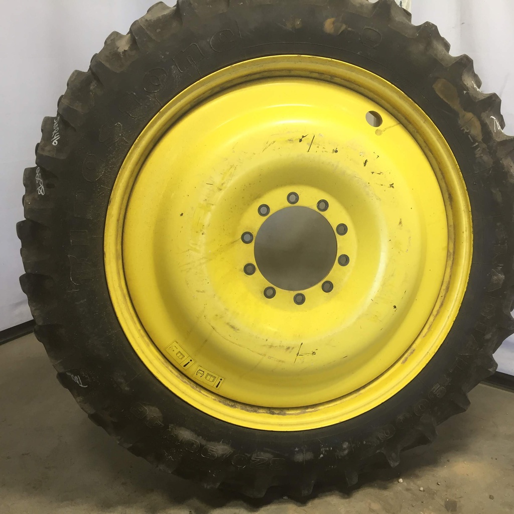 320/90R46 Firestone Radial 9000 R-1W on John Deere Yellow 10-Hole Bubble Disc 55%