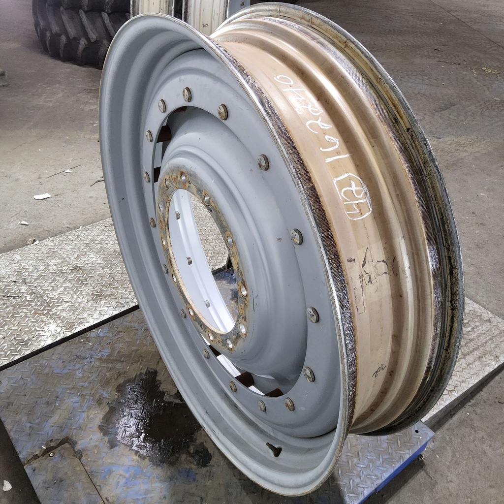 10"W x 42"D, Agco Corp Gray 16-Hole Stub Disc , 1.88" Offset