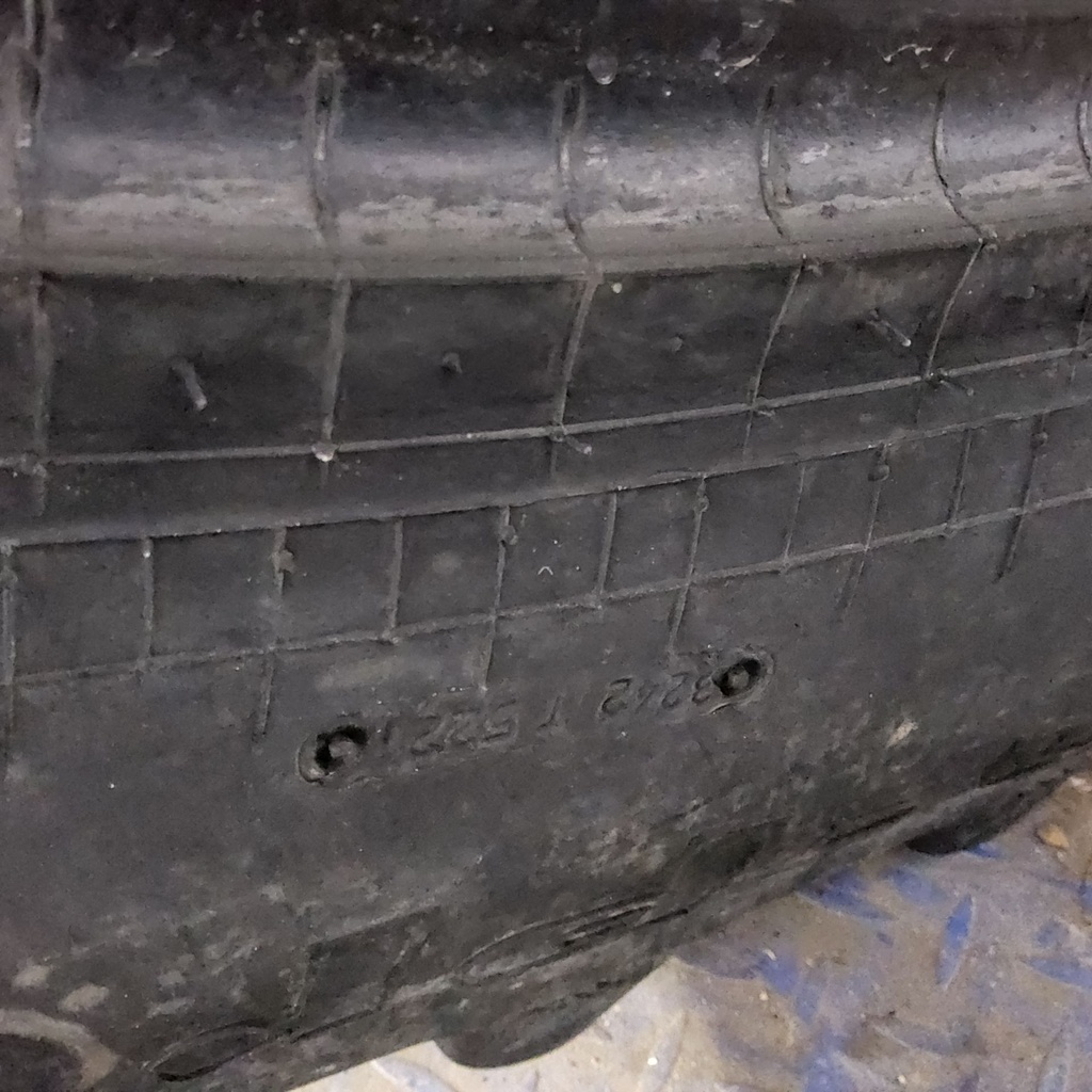 320/90R42 Galaxy Earth Pro Radial 900 R-1W 147A8 55%