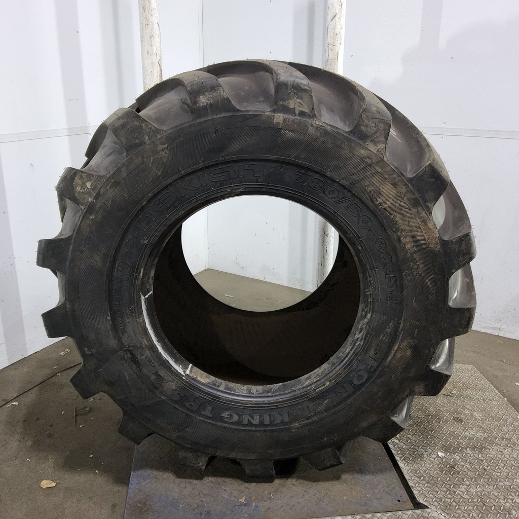 780/50-28.5 Nokian Forest King TRS 2 L-2 N (24 Ply), 182A8 99%