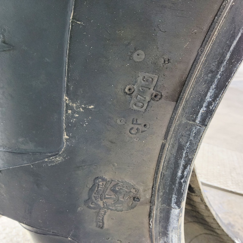 11.2-38 Titan Farm Hi Power Lug R-1 B (4 Ply), 90%