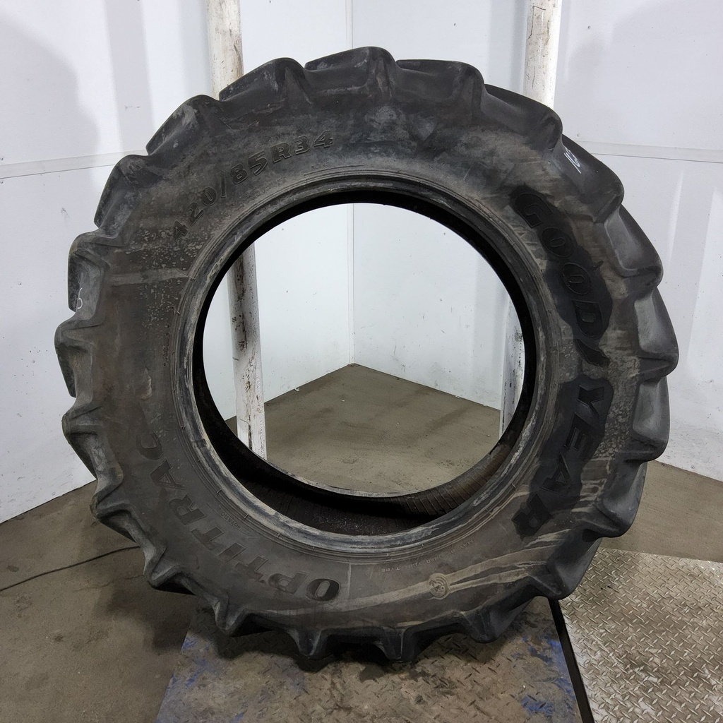 420/85R34 Goodyear Farm Optitrac R-1W 147D 75%
