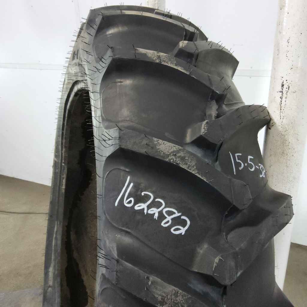 15.5-38 Samson R-1+ D (8 Ply), 99%