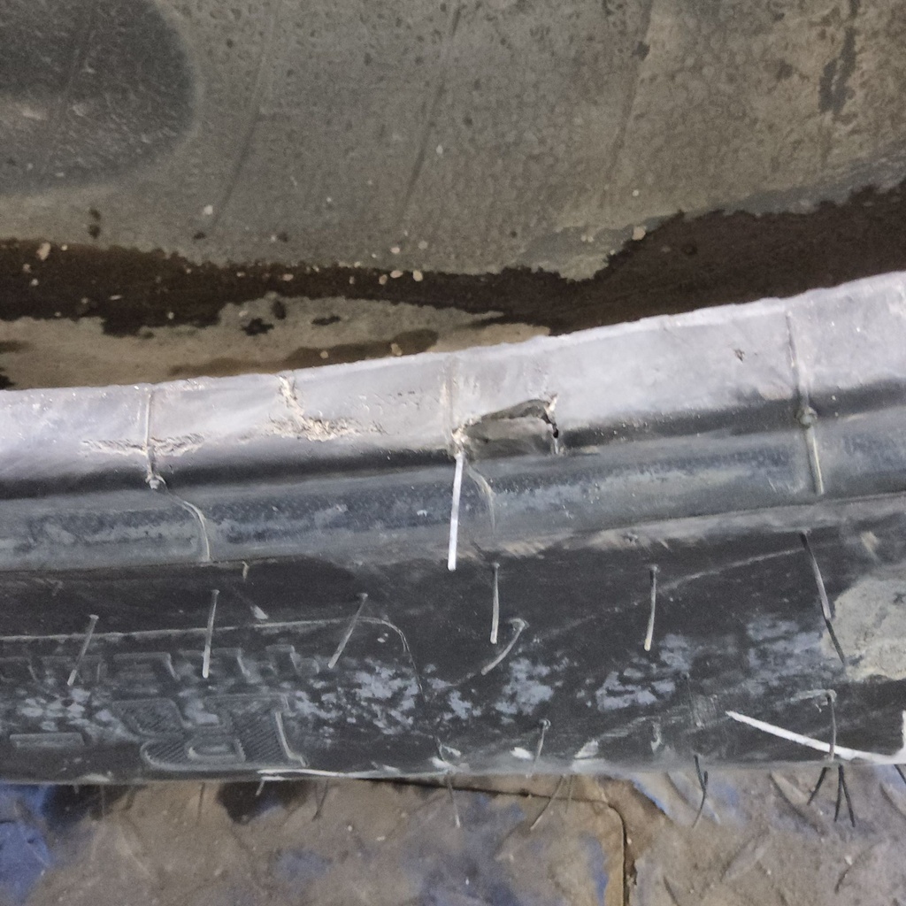 15.5-38 Samson R-1+ D (8 Ply), 99%