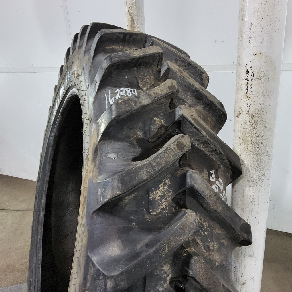 320/85R38 Michelin AgriBib Row Crop R-1W 143A8 90%