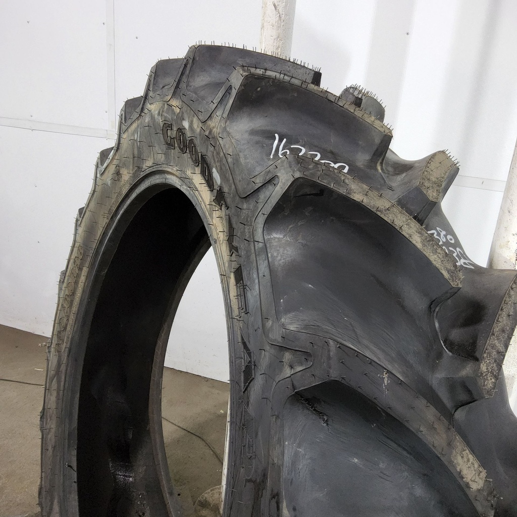 380/80R38 Goodyear Farm Optitrac R-1W 142D 99%