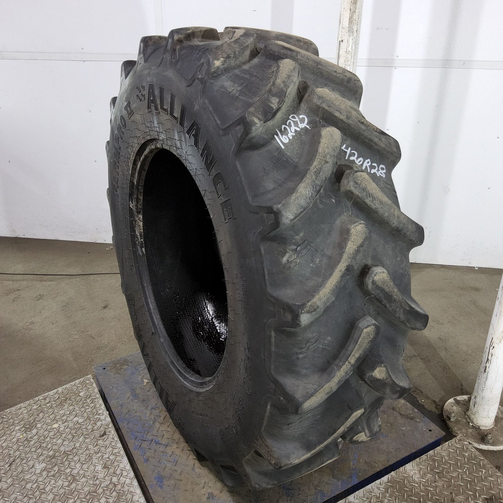 420/85R28 Alliance Farm Pro II R-1W 139A8 70%
