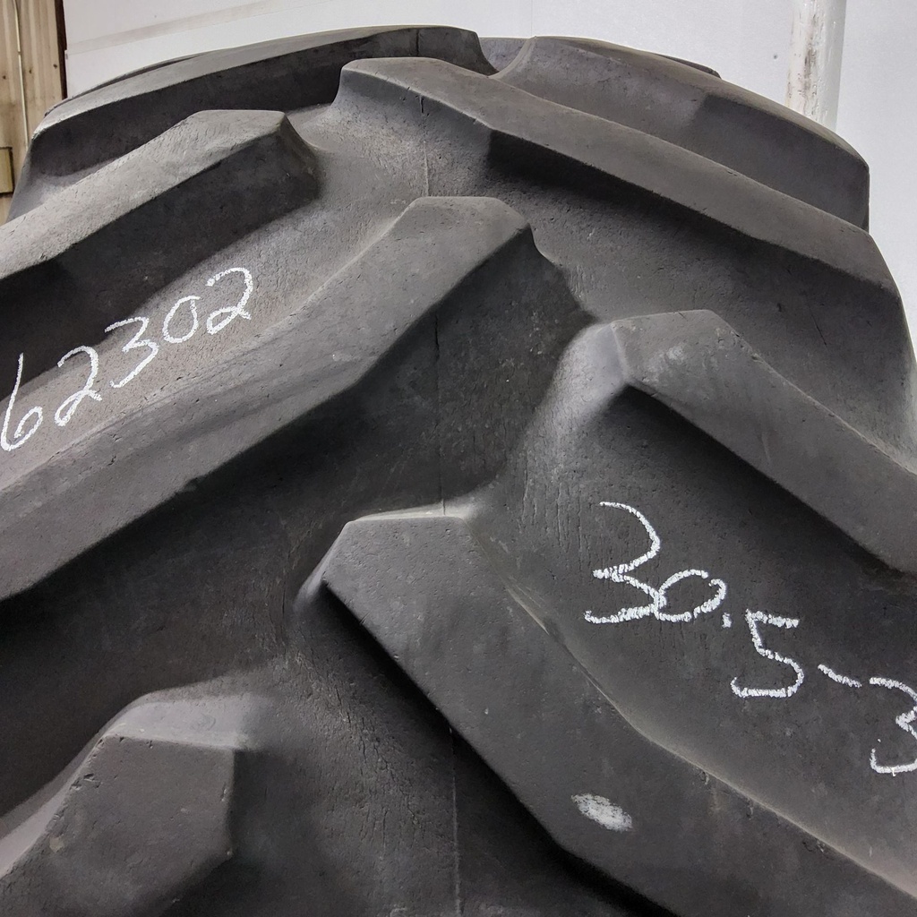 30.5L-32 Goodyear Farm Dyna Torque II R-1 F (12 Ply), 85%