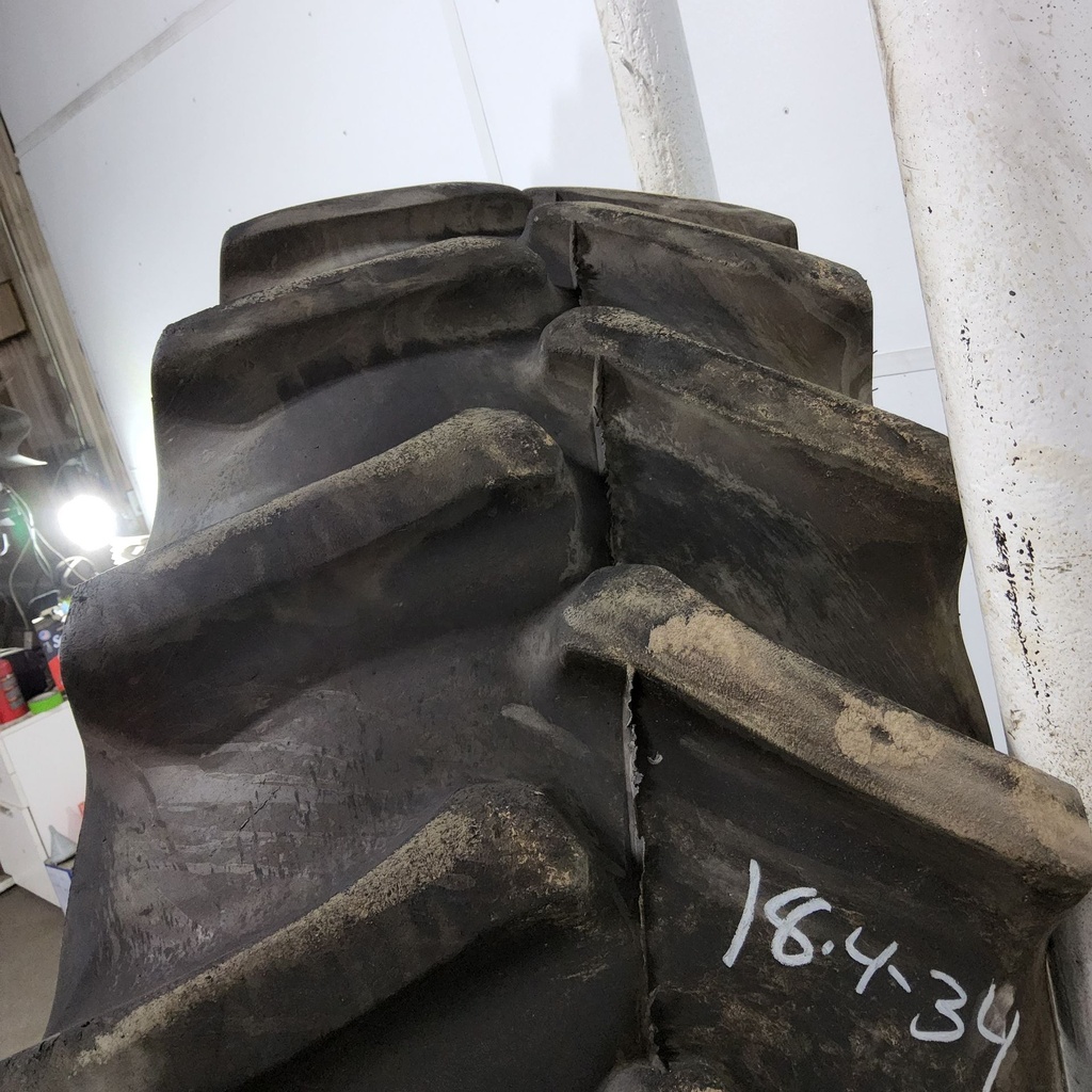 18.4-34 Firestone Super All Traction II 23 R-1 D (8 Ply), 65%