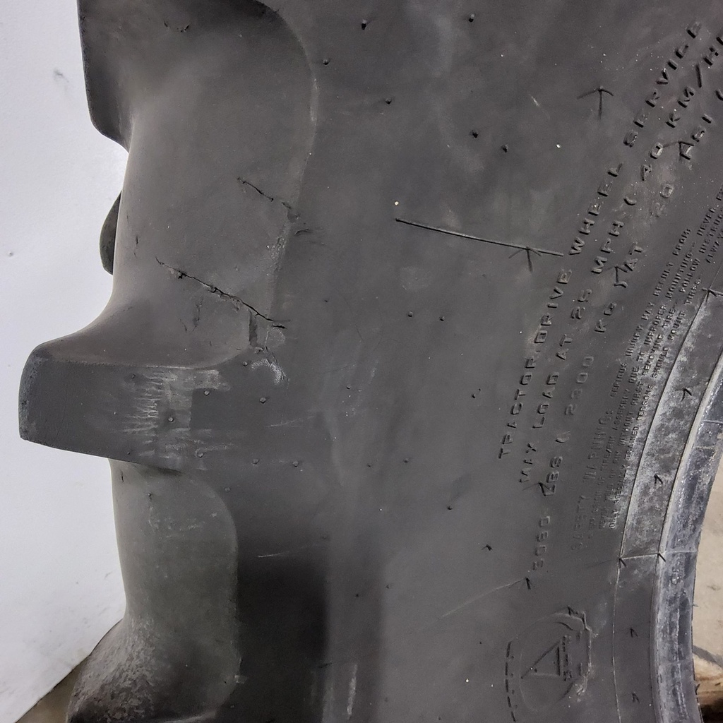 18.4-34 Firestone Super All Traction II 23 R-1 D (8 Ply), 65%