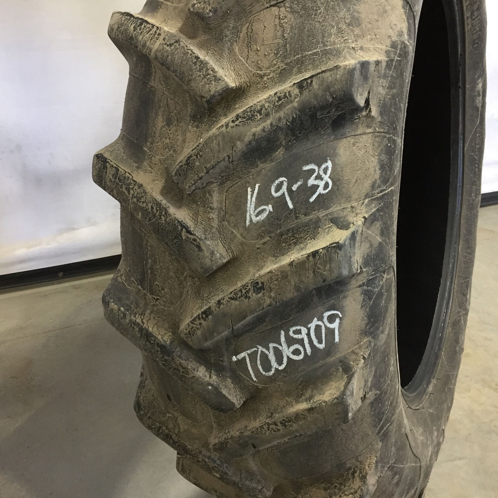 16.9/-38 Armstrong Hi Power Lug R-1, C (6 Ply) 55%