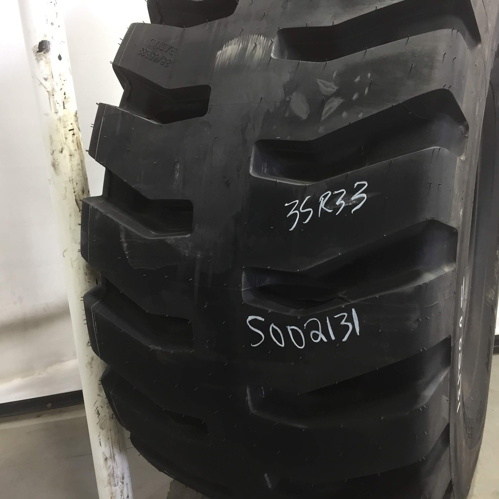 35/65R33 Double Coin REM 18 L-5 1* 99%