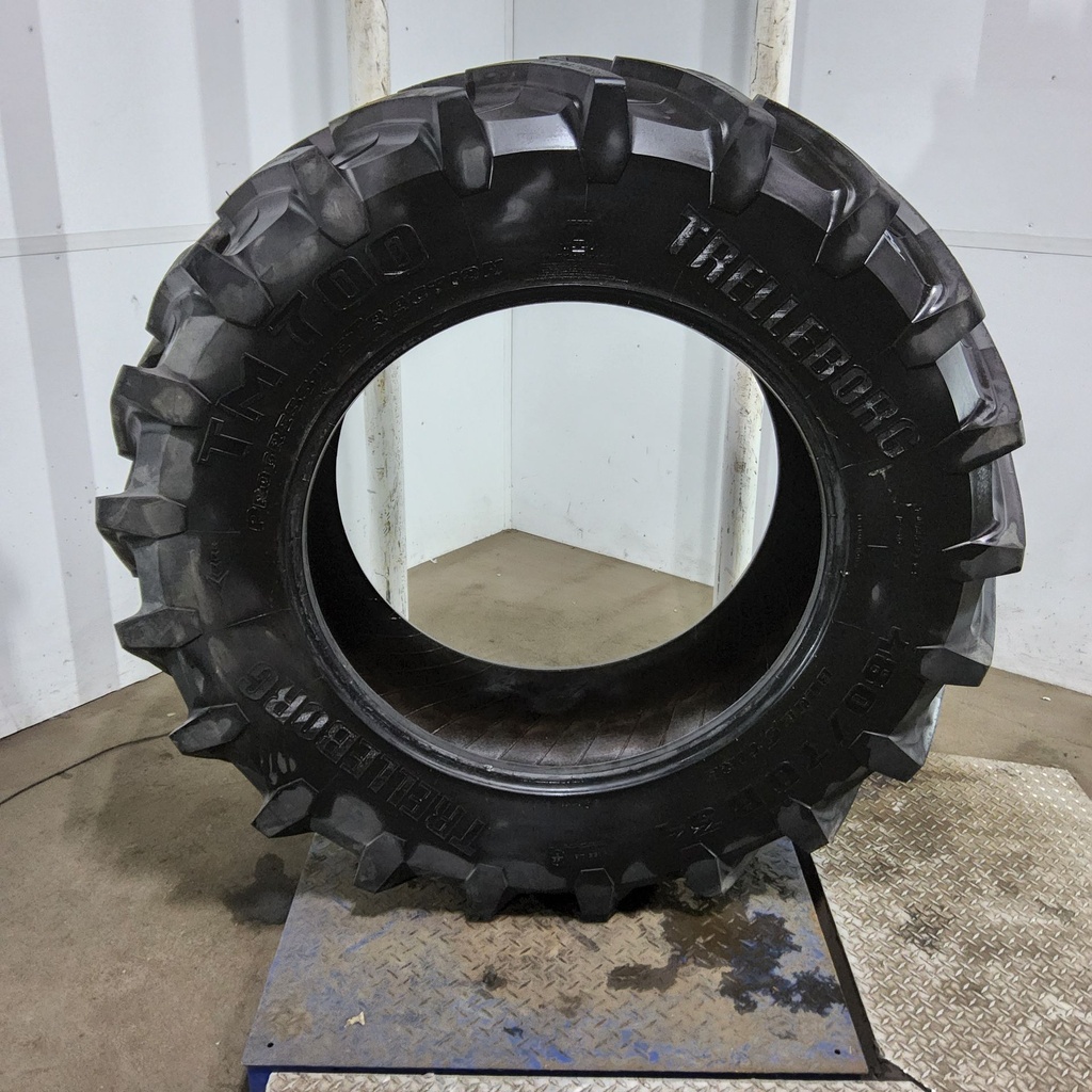 480/70R34 Trelleborg TM700 Progressive Traction R-1W 155A8 95%