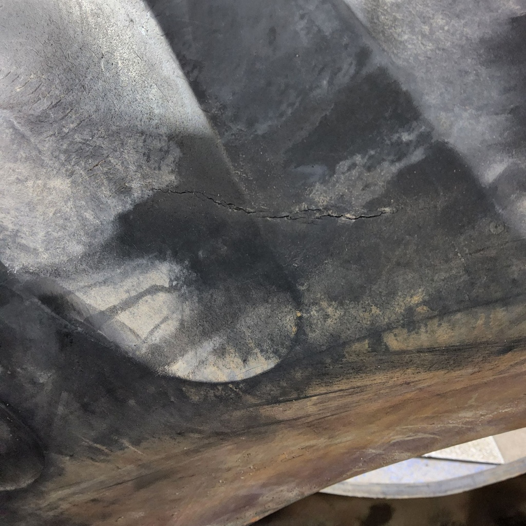 18.4-34 Power Mark L/S Rear Trac R-1 D (8 Ply), 70%