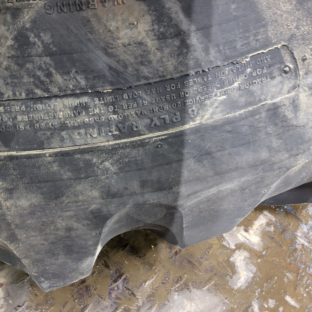 18.4-34 Power Mark L/S Rear Trac R-1 D (8 Ply), 70%