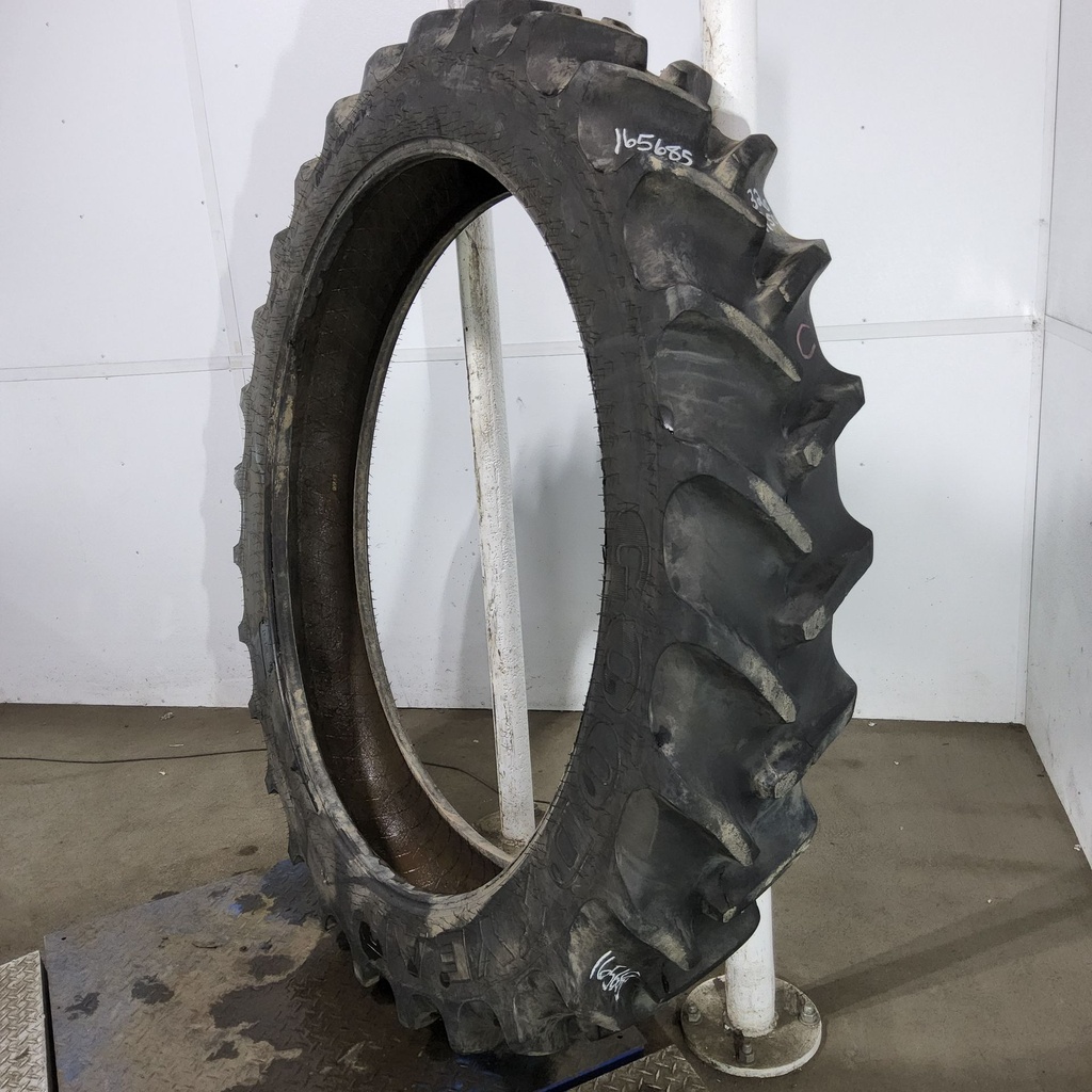 320/90R54 Goodyear Farm DT800 Super Traction R-1W 149A8 85%