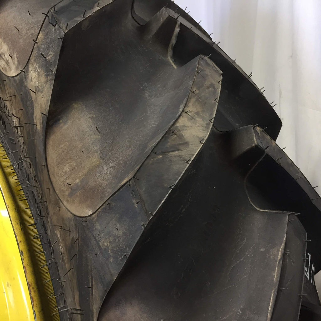 480/80R50 Goodyear Farm DT800 Super Traction R-1W on John Deere Yellow 10-Hole Formed Plate W/Weight Holes 99%