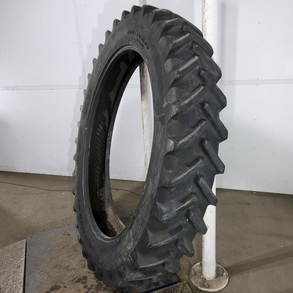 320/90R50 BKT Tires Agrimax RT 945 R-1W 150A8 70%