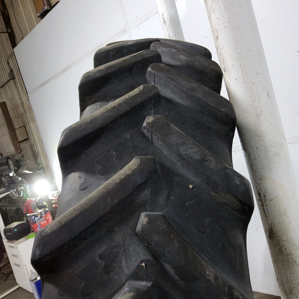 320/90R50 BKT Tires Agrimax RT 945 R-1W 150A8 70%