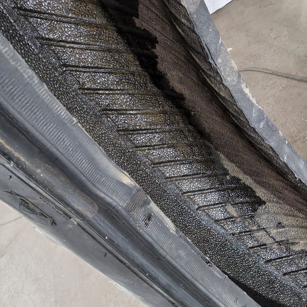 320/90R50 BKT Tires Agrimax RT 945 R-1W 150A8 70%