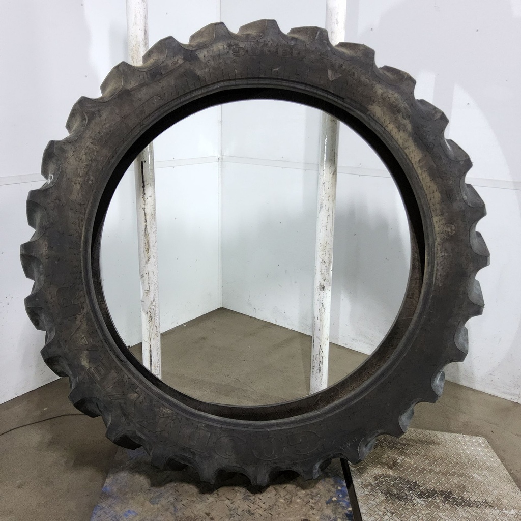 320/90R54 Goodyear Farm DT800 Super Traction R-1W 149A8 90%