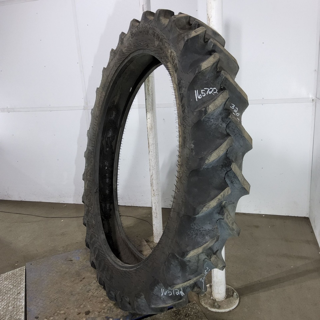 320/90R54 Goodyear Farm DT800 Super Traction R-1W 149A8 90%