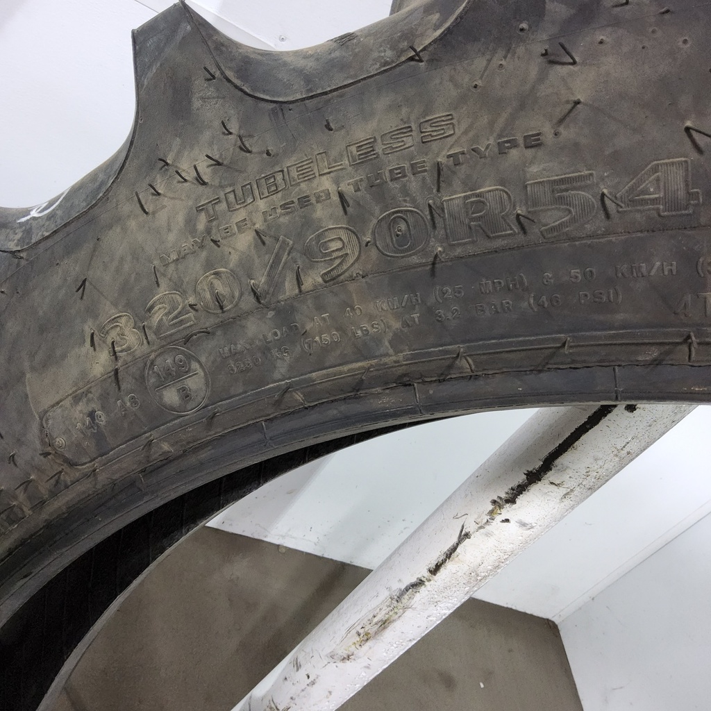 320/90R54 Goodyear Farm DT800 Super Traction R-1W 149A8 90%