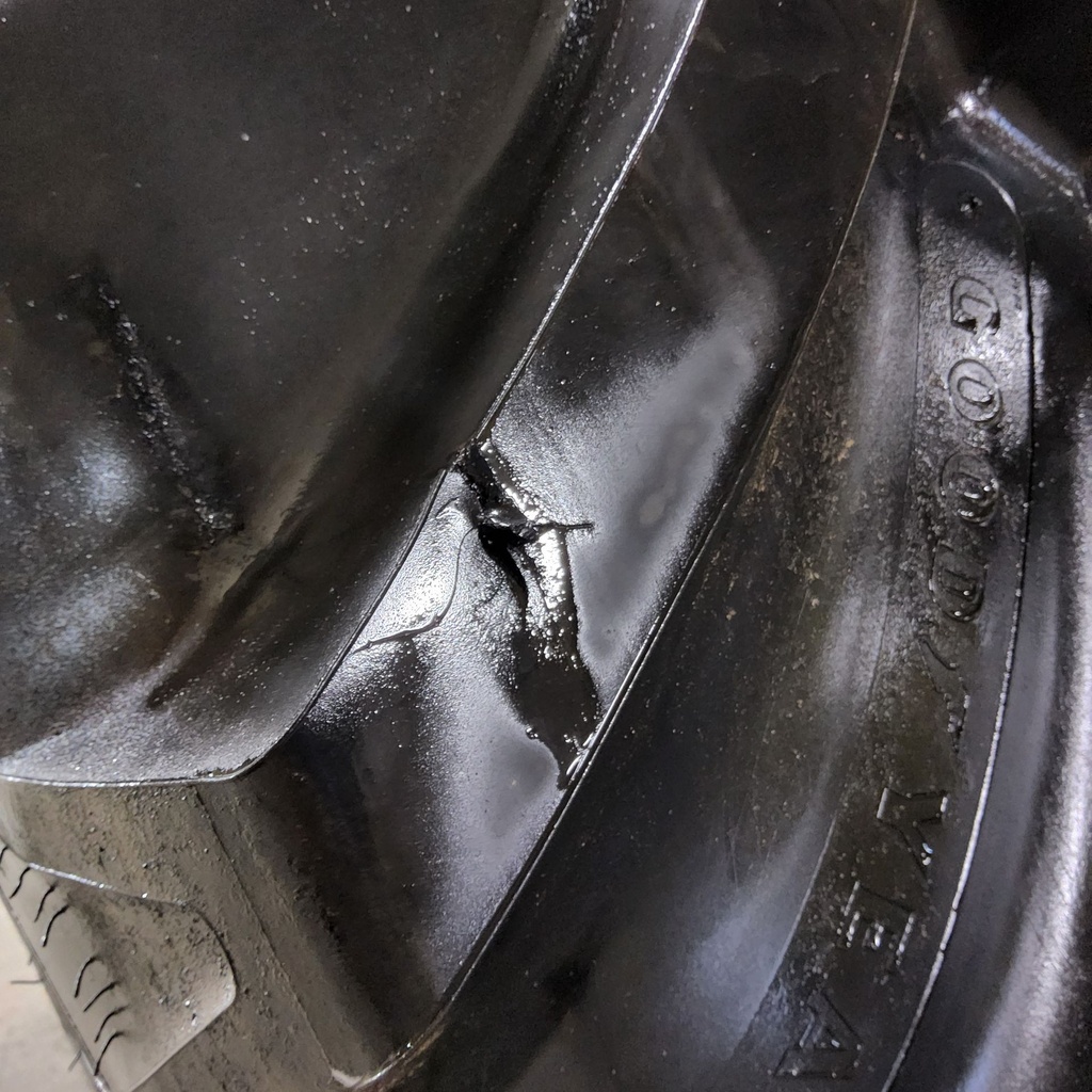 LSW710/60R46 Goodyear Farm Optitrac R-1W 174D 95%