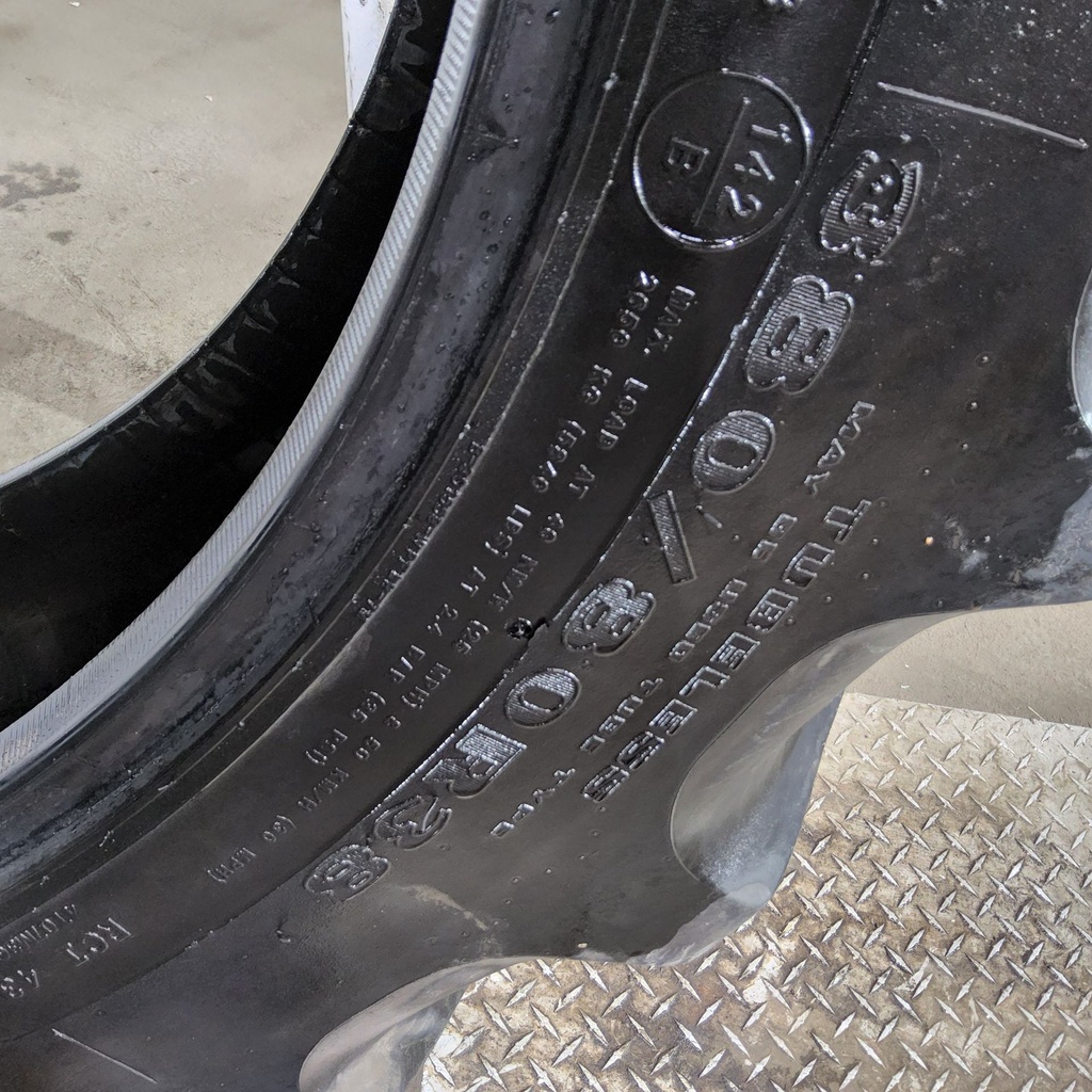 380/80R38 Goodyear Farm DT800 Super Traction R-1W 142A8 70%